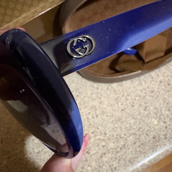 Gucci Blue Cat-Eye Sunglasses - Picture 9 of 10